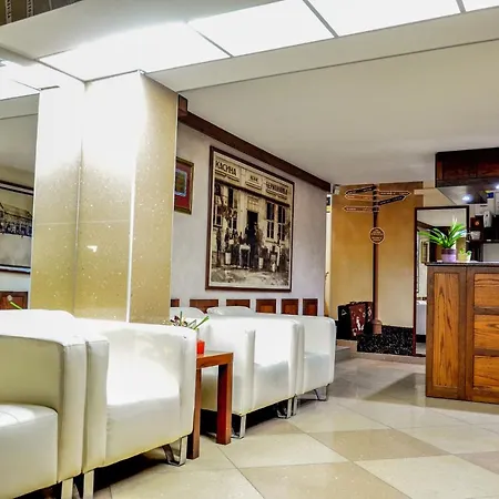 Bell Hotel 3*
